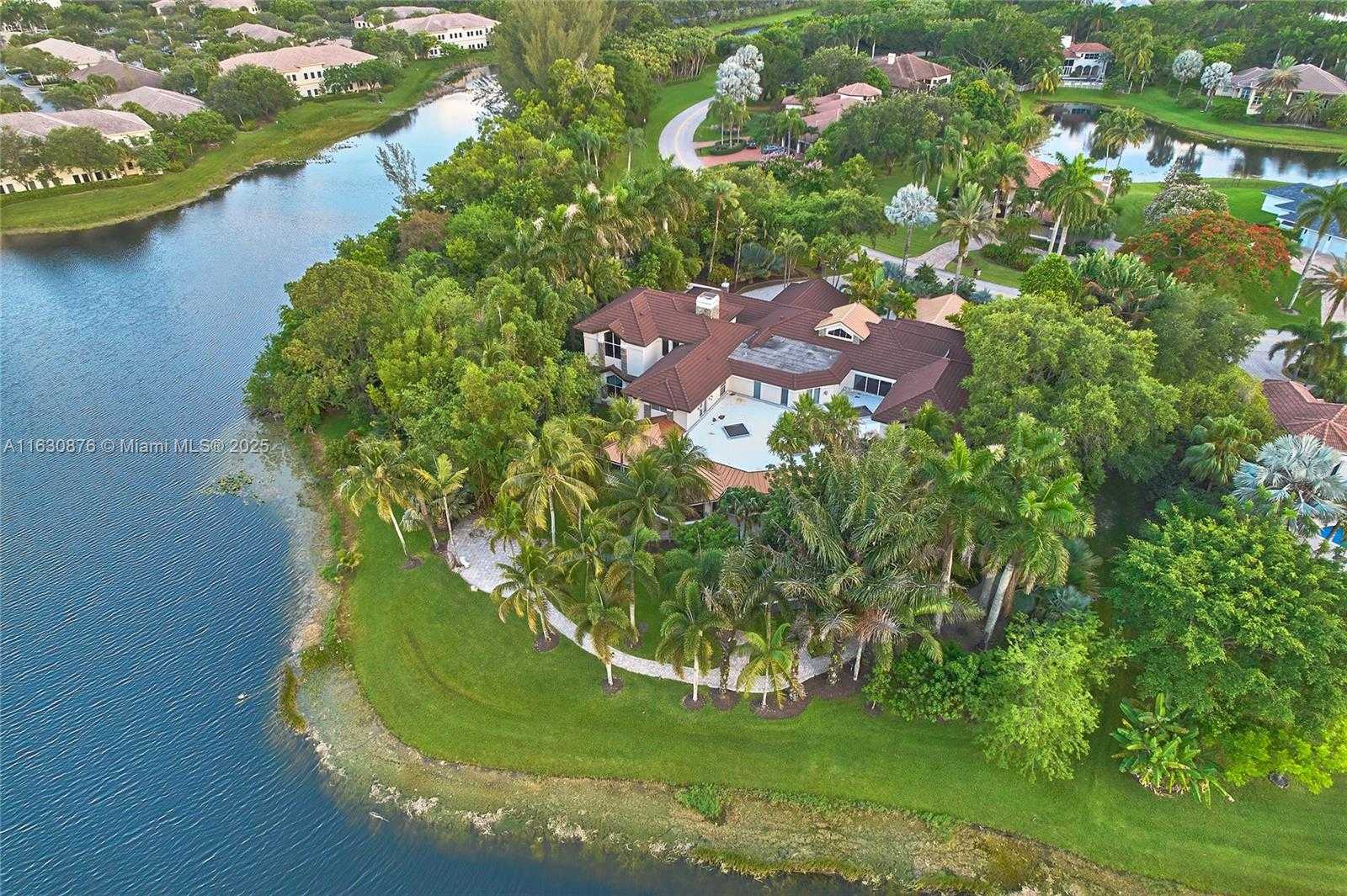 Small Image of 2941 PADDOCK LN, Weston Number 65