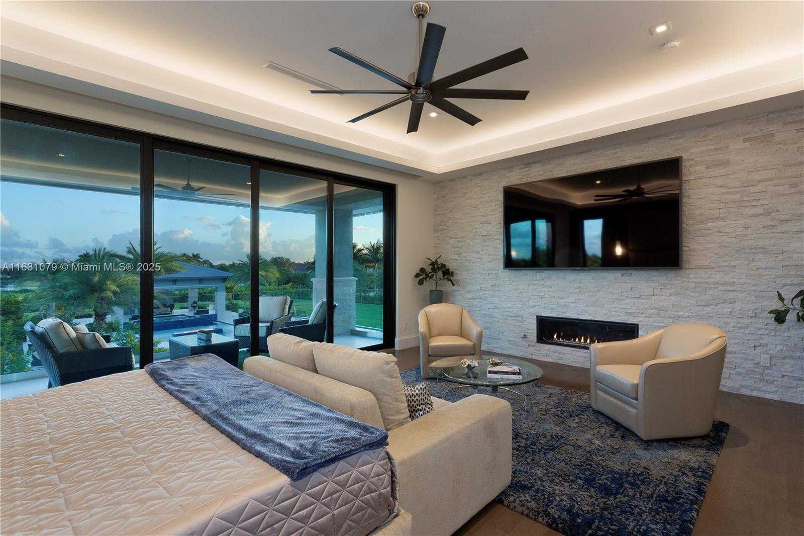 Small Image of 3000 MEADOW LN, Weston Number 11