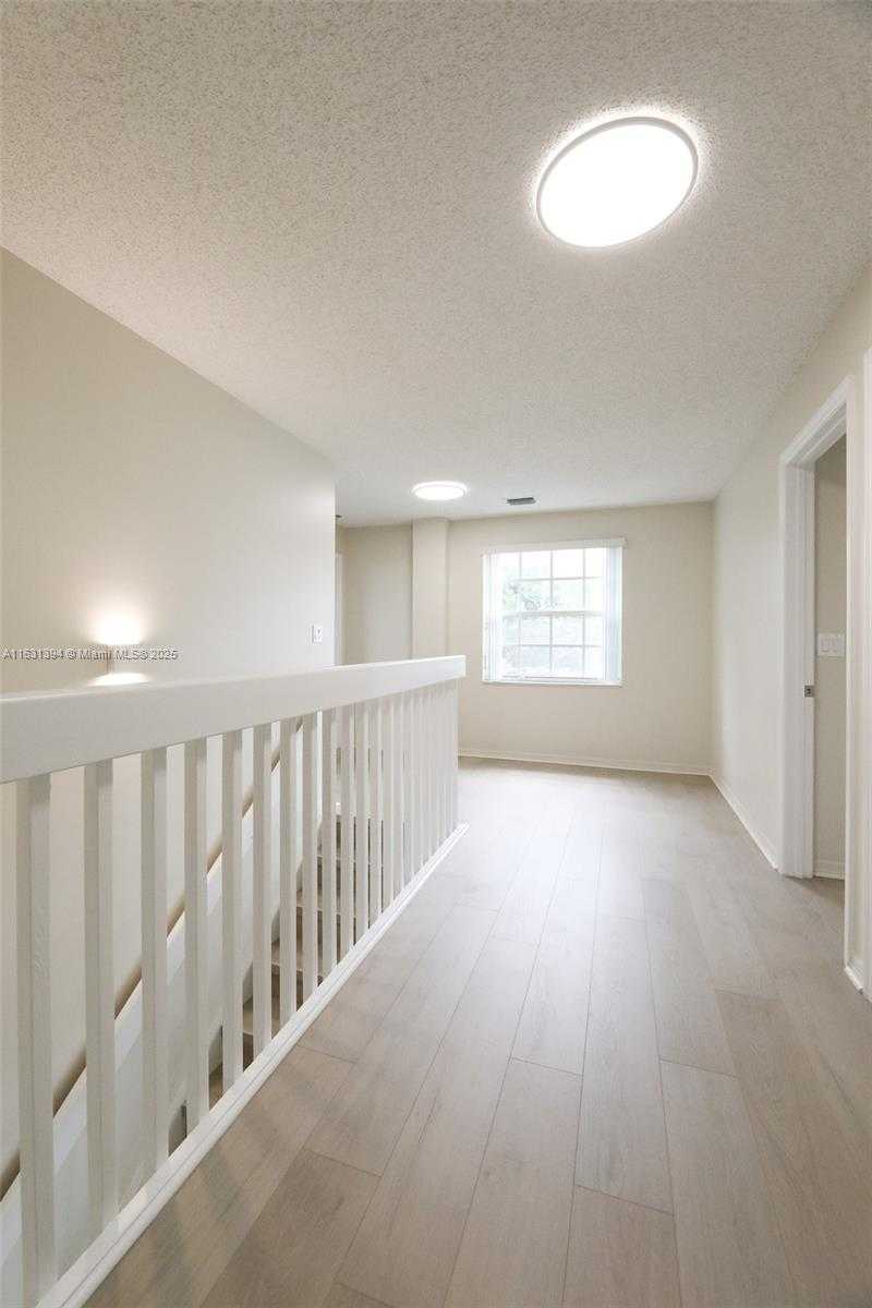 Small Image of 13377 NORTH WEST 7TH ST, Plantation Number 30