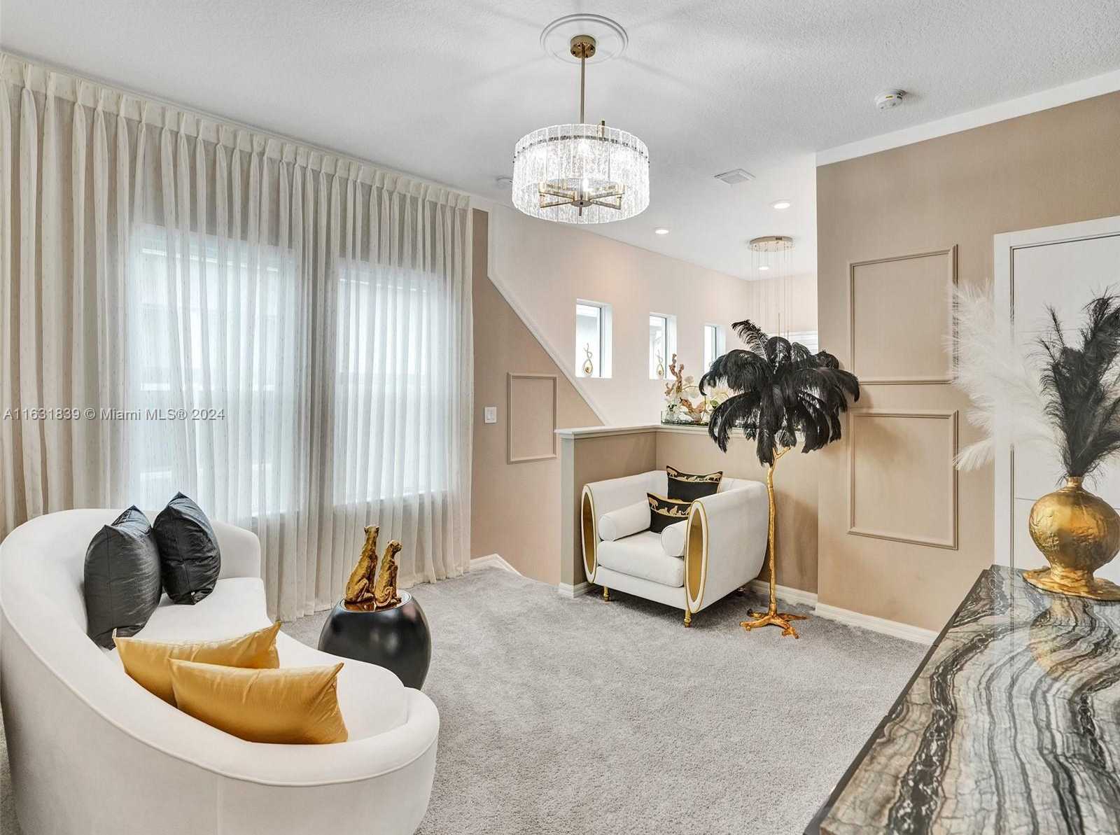 Small Image of 4414 FICUS ST, Hollywood Number 12