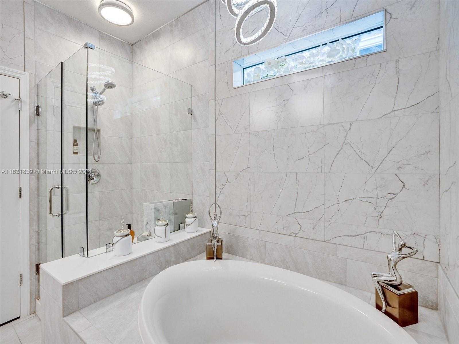 Small Image of 4414 FICUS ST, Hollywood Number 19