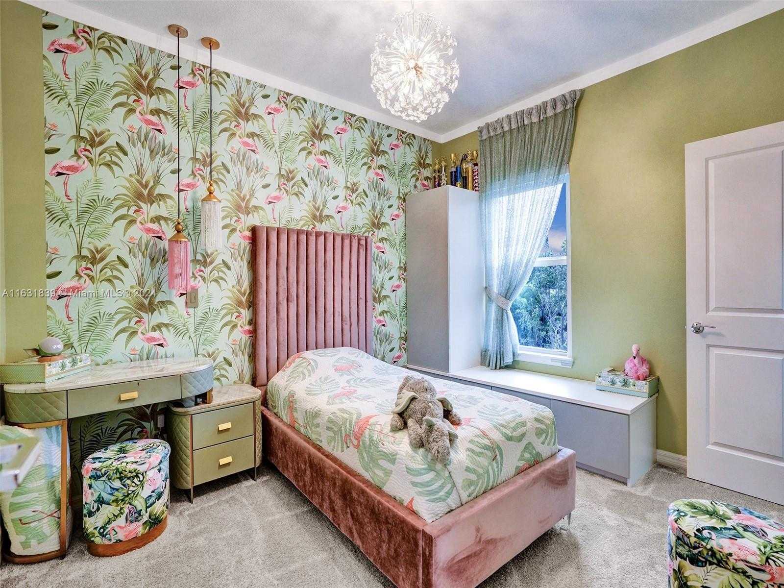 Small Image of 4414 FICUS ST, Hollywood Number 24