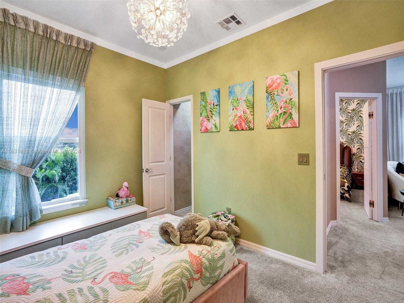 Small Image of 4414 FICUS ST, Hollywood Number 26