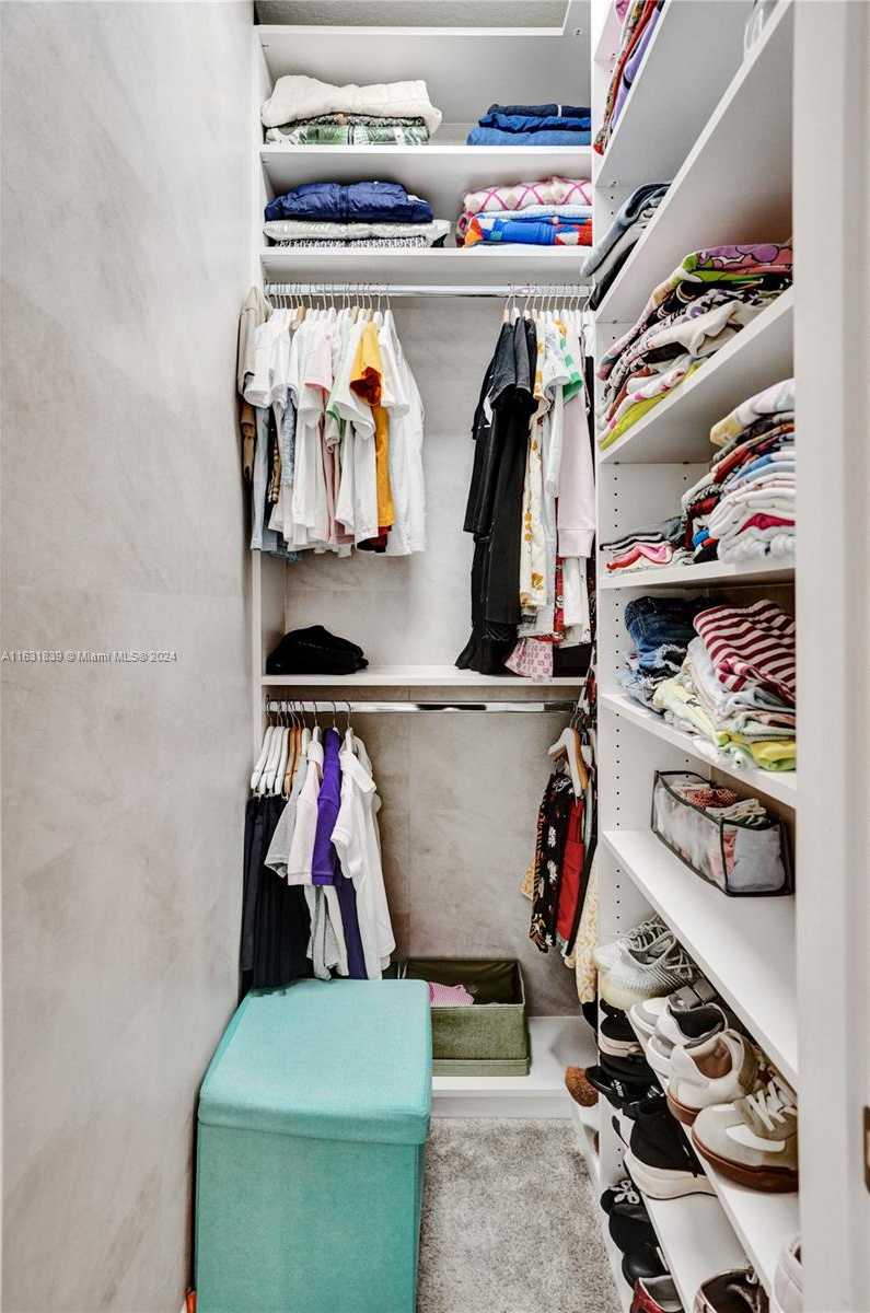 Small Image of 4414 FICUS ST, Hollywood Number 29