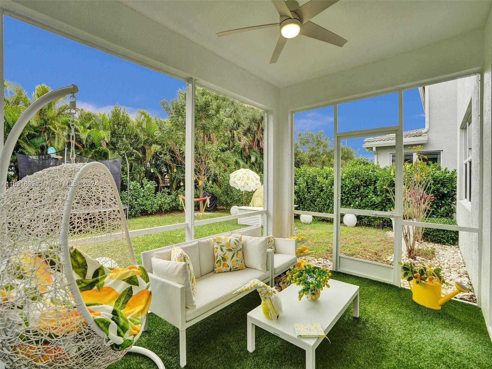 Small Image of 4414 FICUS ST, Hollywood Number 36