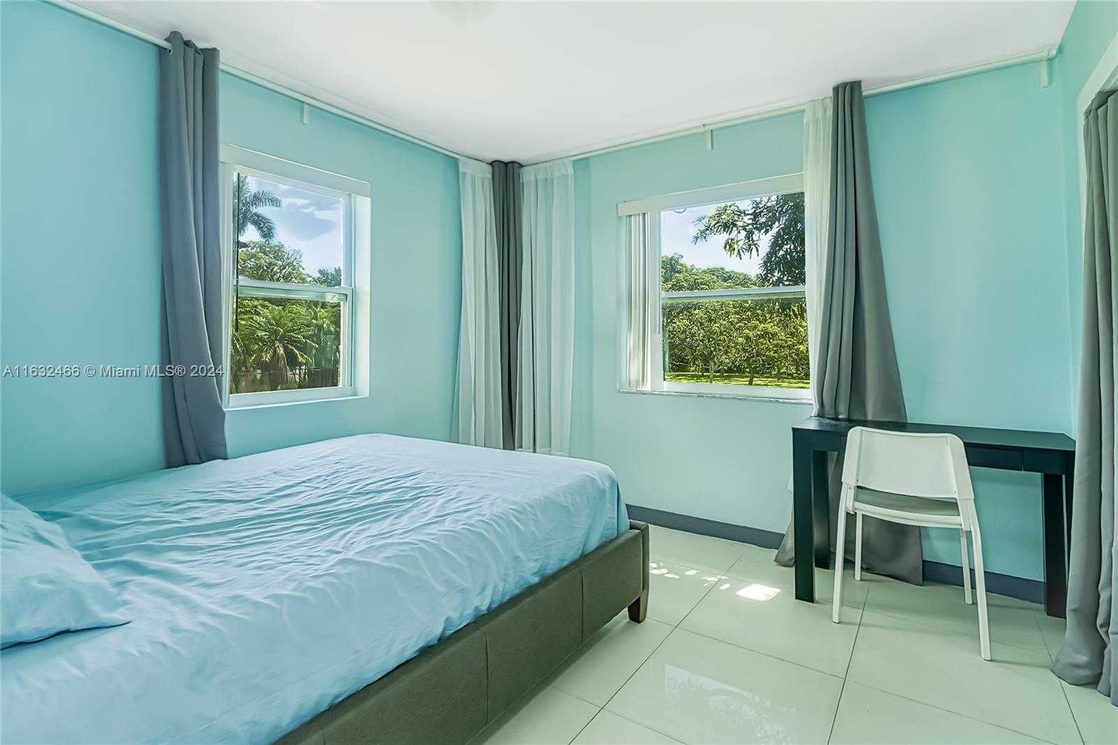 Small Image of 216 SOUTH WEST 6TH ST, Hallandale Beach Number 12