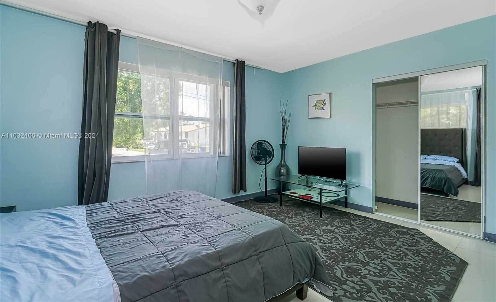 Small Image of 216 SOUTH WEST 6TH ST, Hallandale Beach Number 25