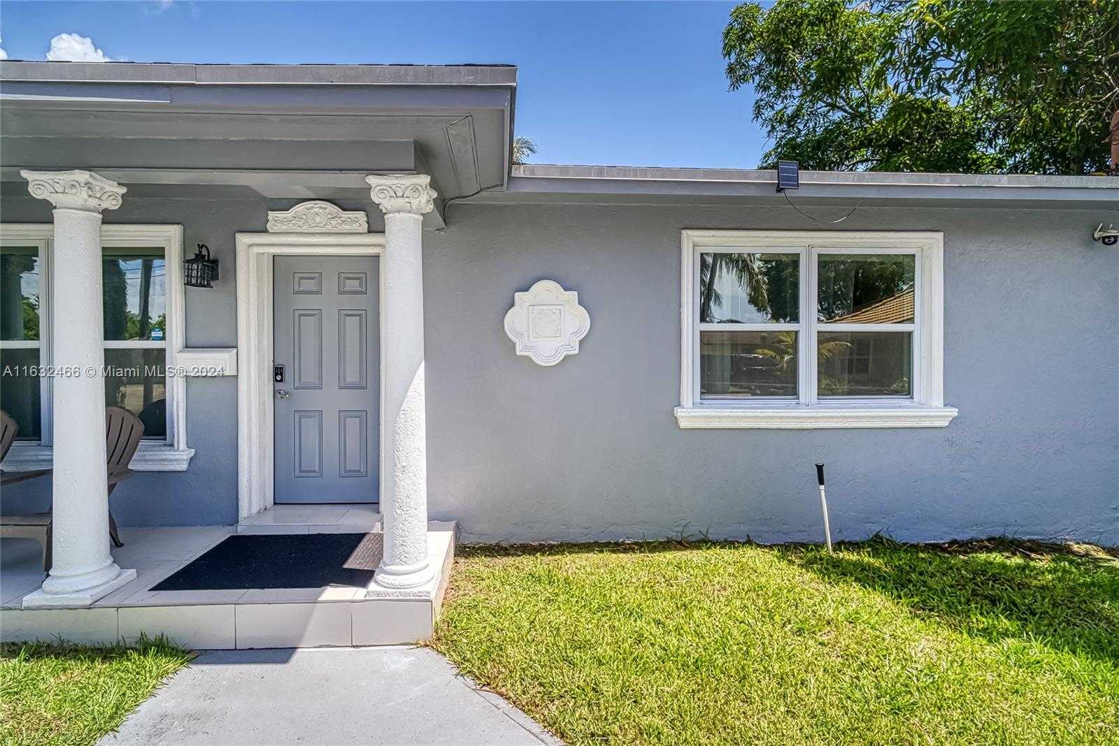 Small Image of 216 SOUTH WEST 6TH ST, Hallandale Beach Number 36