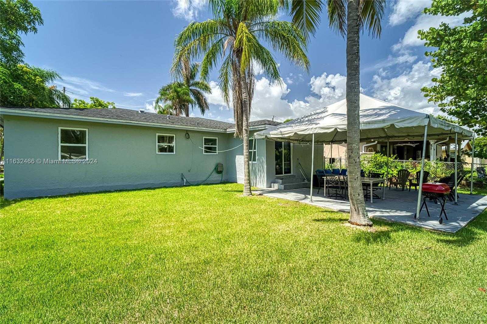 Small Image of 216 SOUTH WEST 6TH ST, Hallandale Beach Number 37
