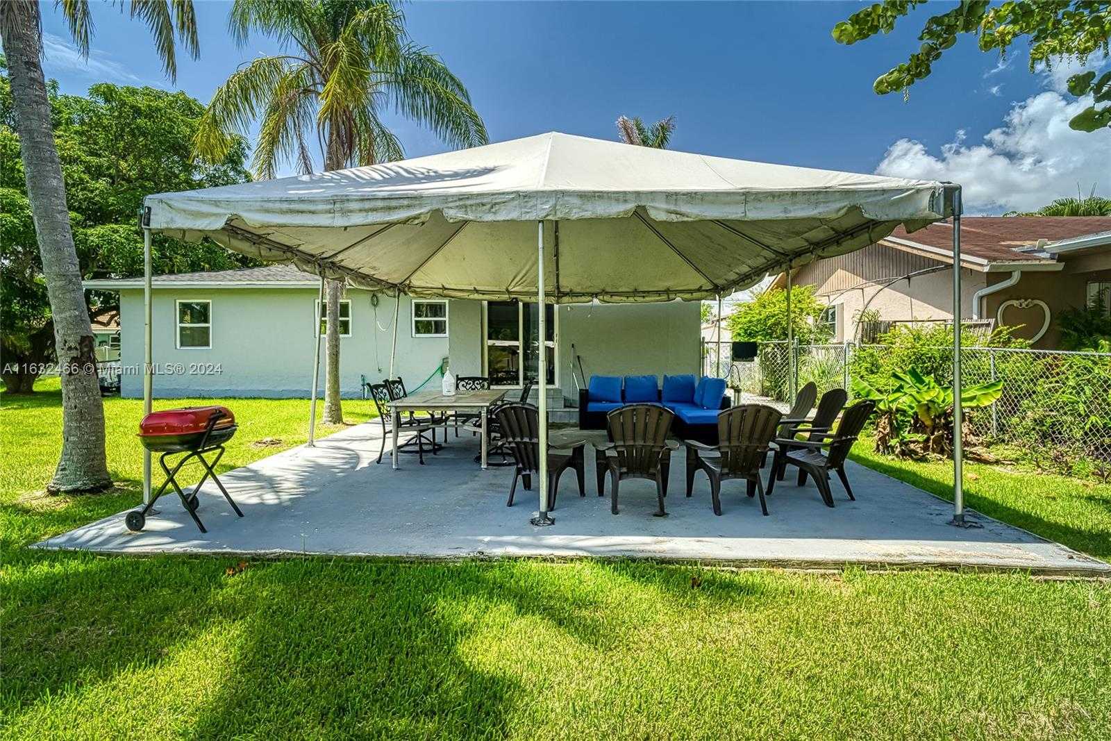 Small Image of 216 SOUTH WEST 6TH ST, Hallandale Beach Number 38