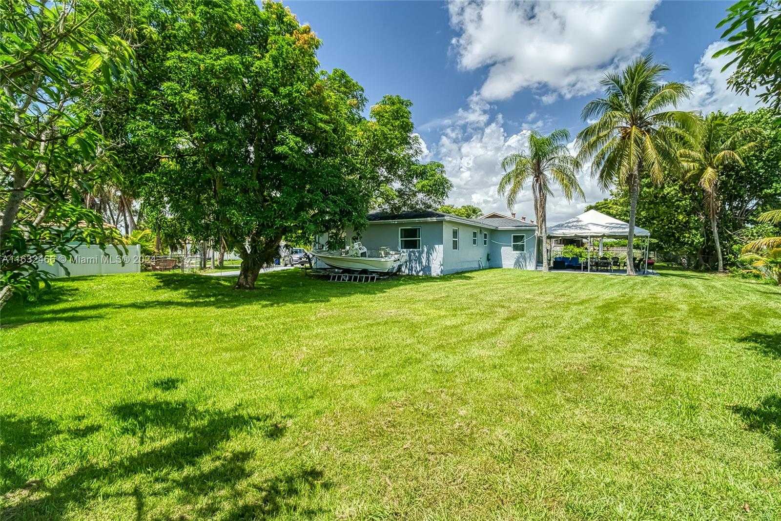 Small Image of 216 SOUTH WEST 6TH ST, Hallandale Beach Number 47