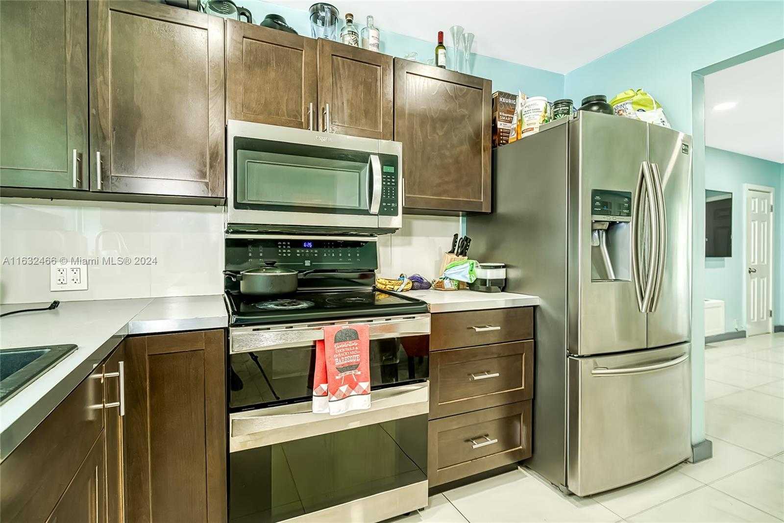 Small Image of 216 SOUTH WEST 6TH ST, Hallandale Beach Number 5