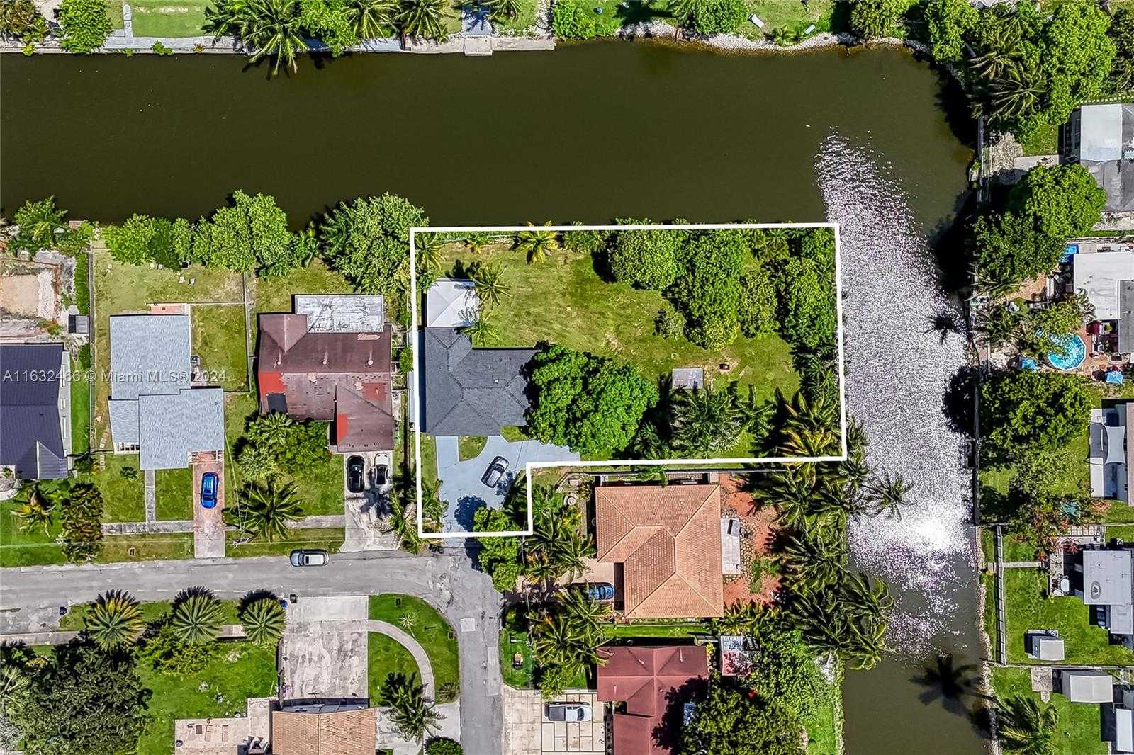 Small Image of 216 SOUTH WEST 6TH ST, Hallandale Beach Number 51