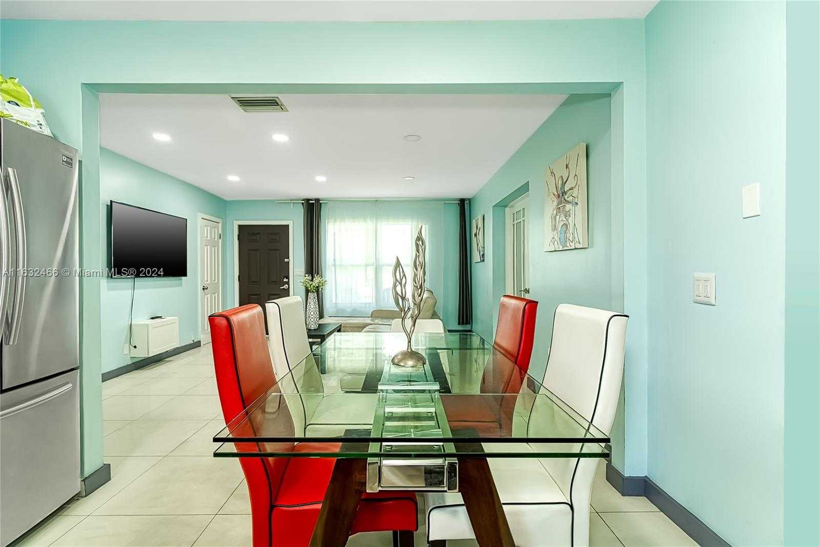 Small Image of 216 SOUTH WEST 6TH ST, Hallandale Beach Number 6