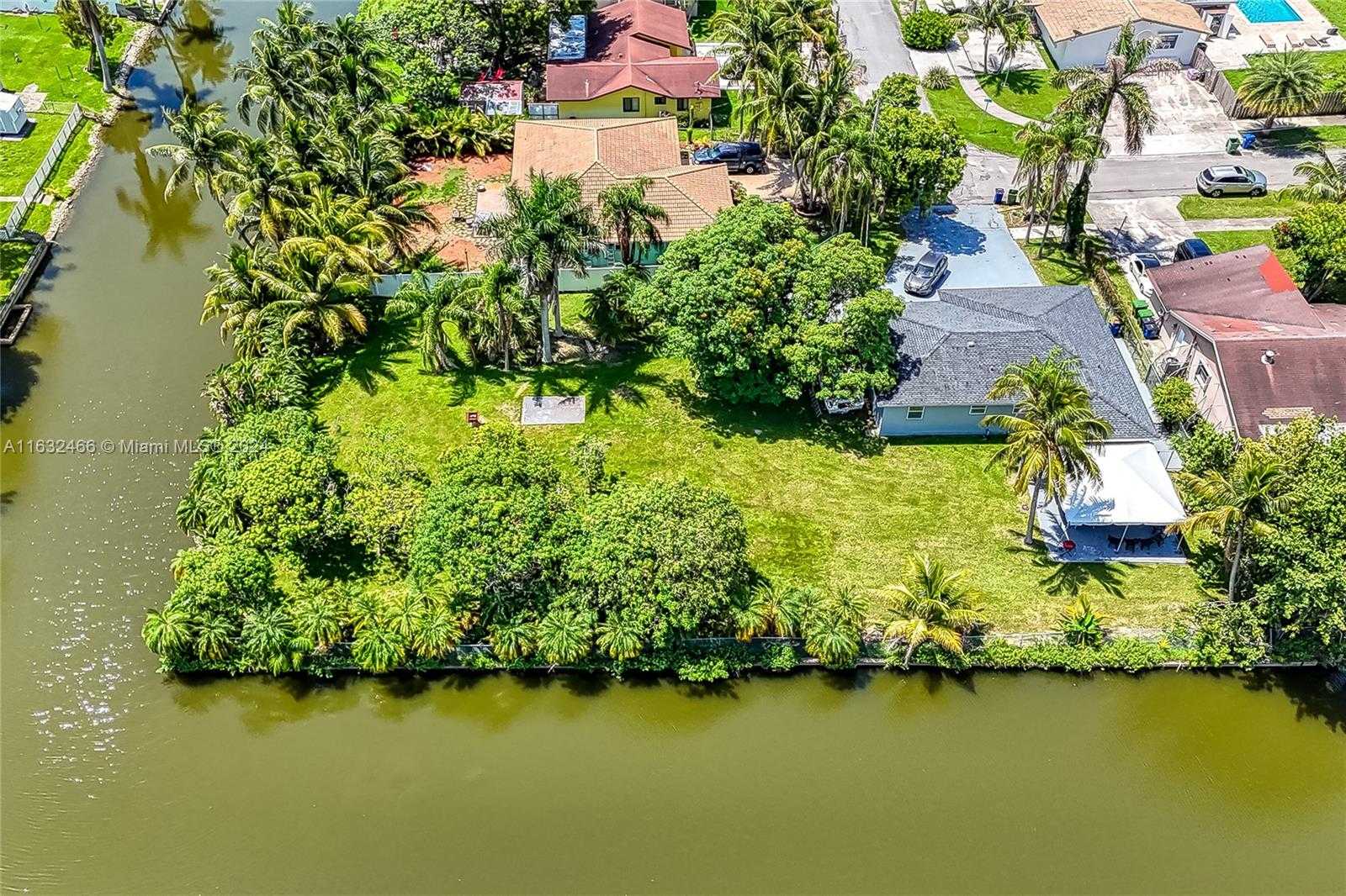Small Image of 216 SOUTH WEST 6TH ST, Hallandale Beach Number 64