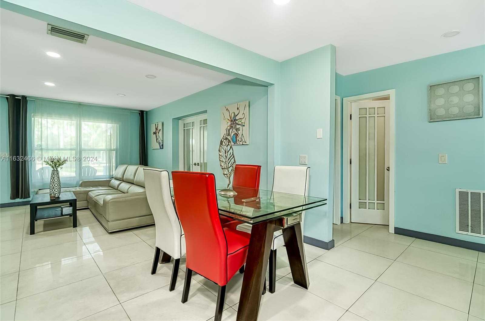 Small Image of 216 SOUTH WEST 6TH ST, Hallandale Beach Number 7