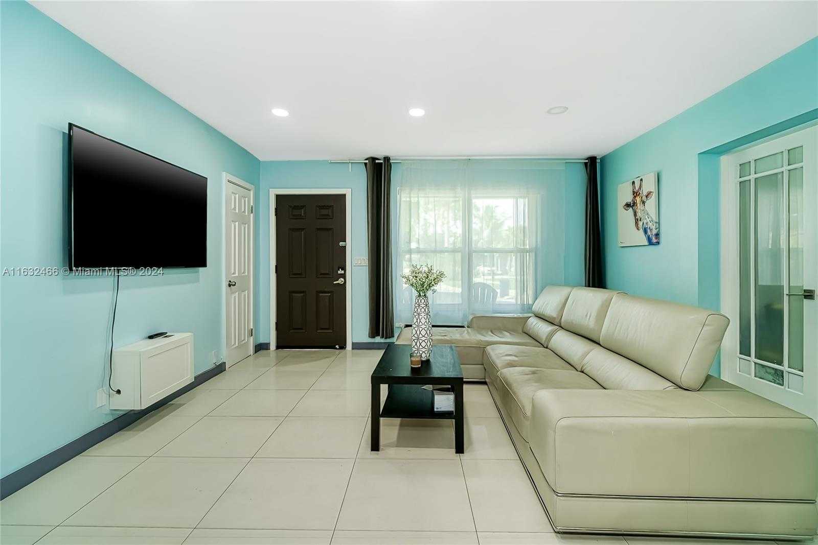 Small Image of 216 SOUTH WEST 6TH ST, Hallandale Beach Number 9