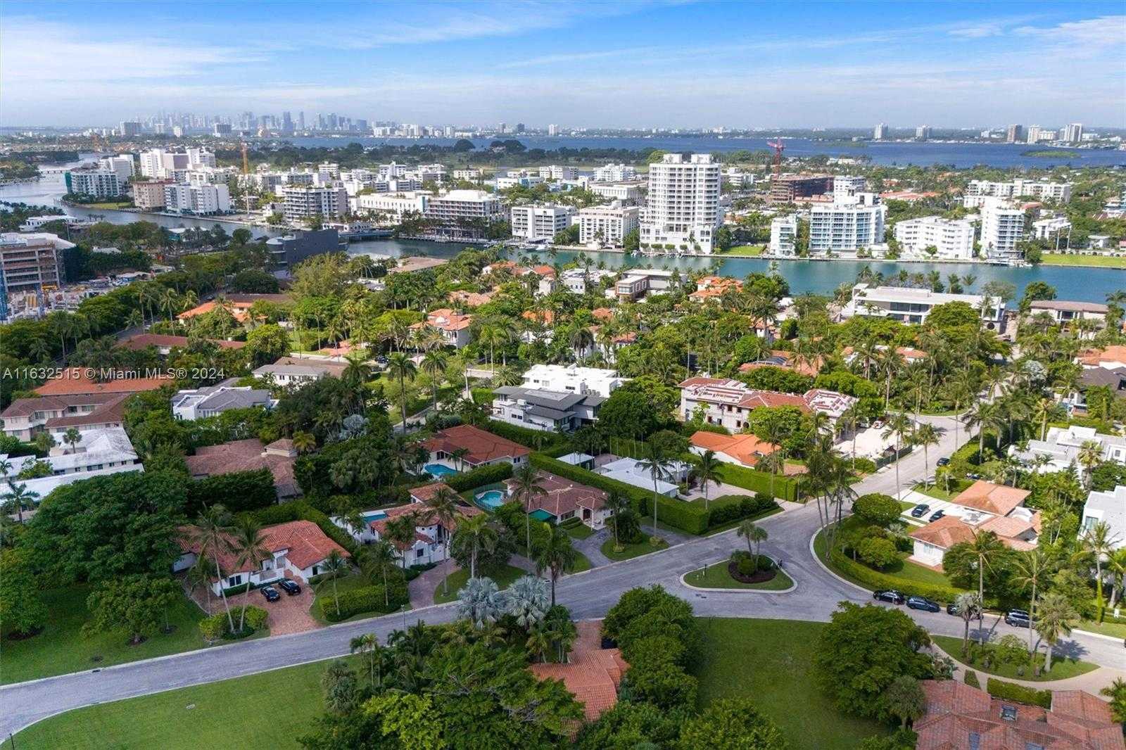 Small Image of 96 BAL CROSS DR, Bal Harbour Number 14