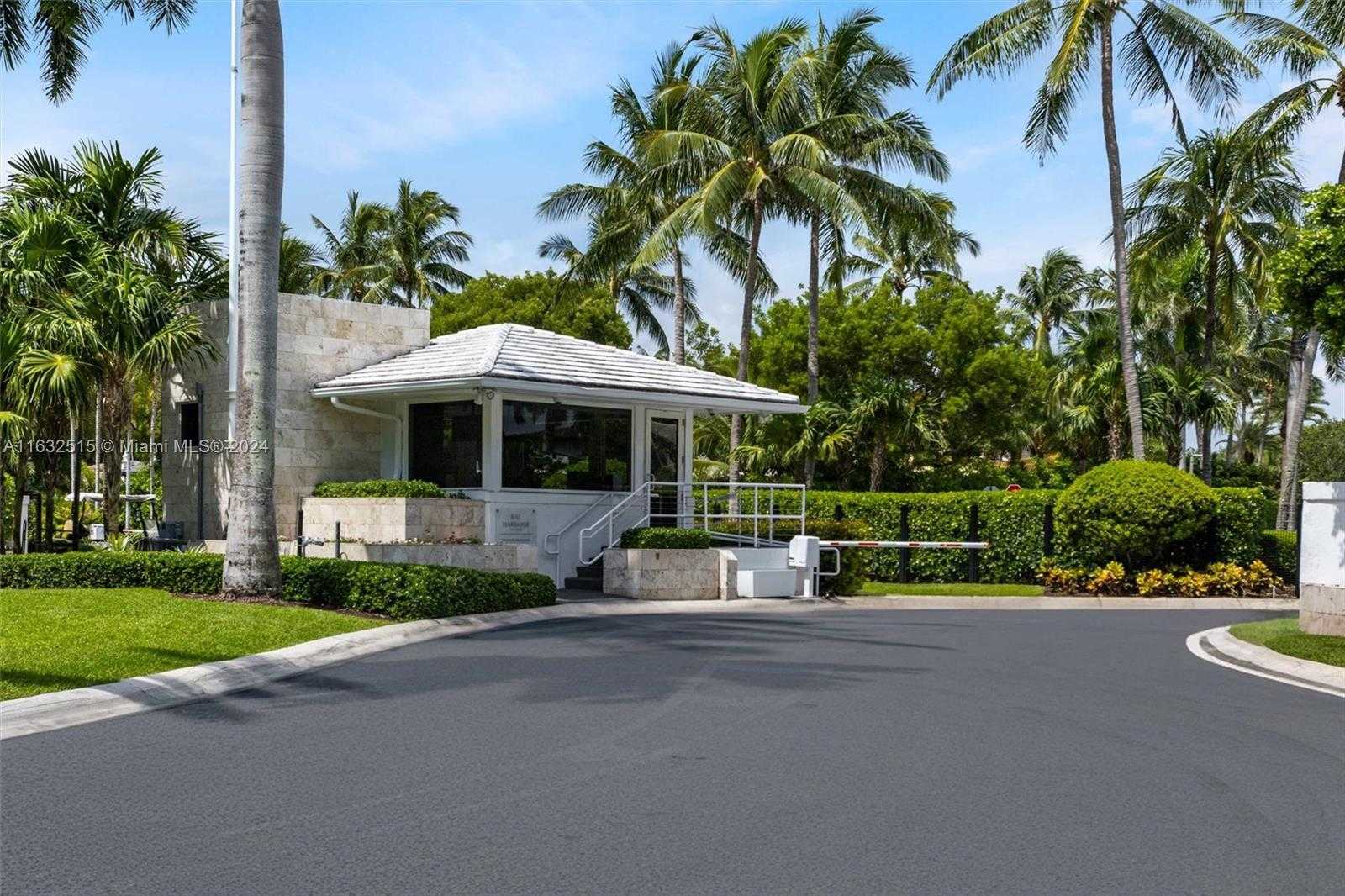 Small Image of 96 BAL CROSS DR, Bal Harbour Number 22