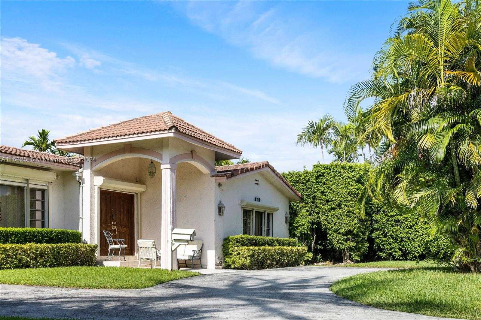 Small Image of 96 BAL CROSS DR, Bal Harbour Number 3