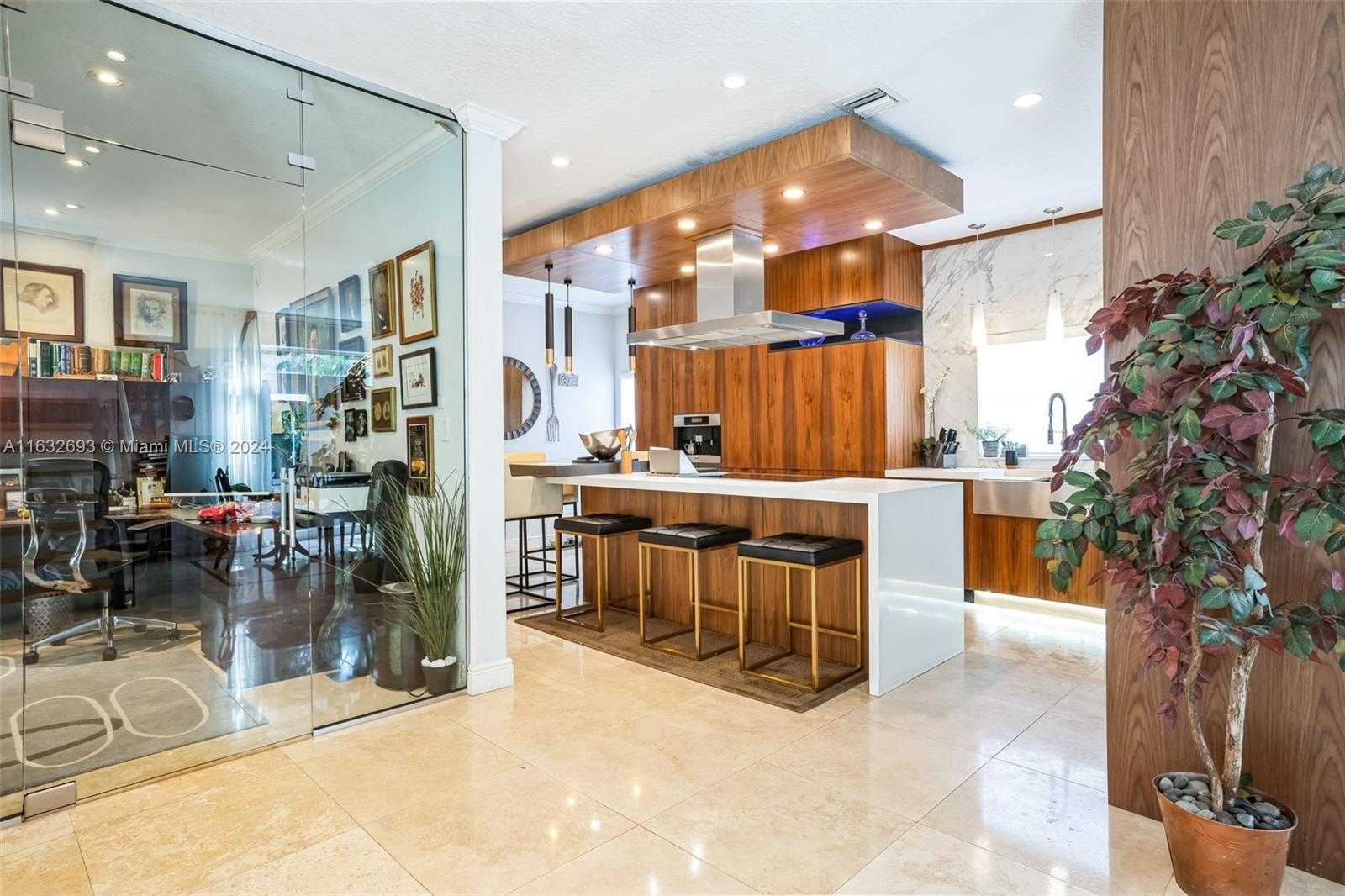 Small Image of 6478 NORTH WEST 113TH PL, Doral Number 10