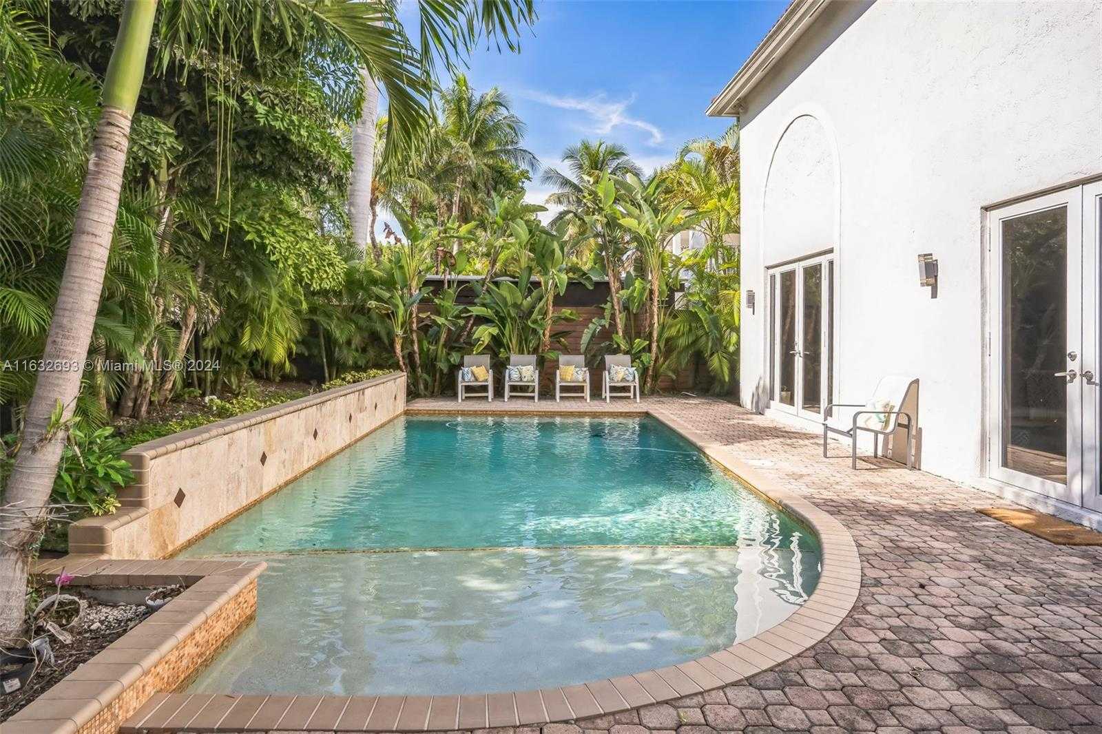 Small Image of 6478 NORTH WEST 113TH PL, Doral Number 20