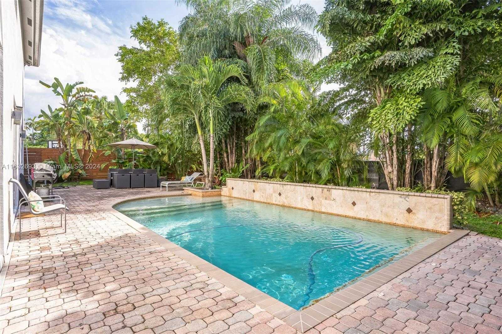 Small Image of 6478 NORTH WEST 113TH PL, Doral Number 22