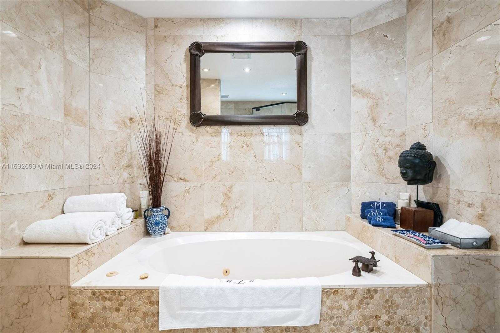 Small Image of 6478 NORTH WEST 113TH PL, Doral Number 26