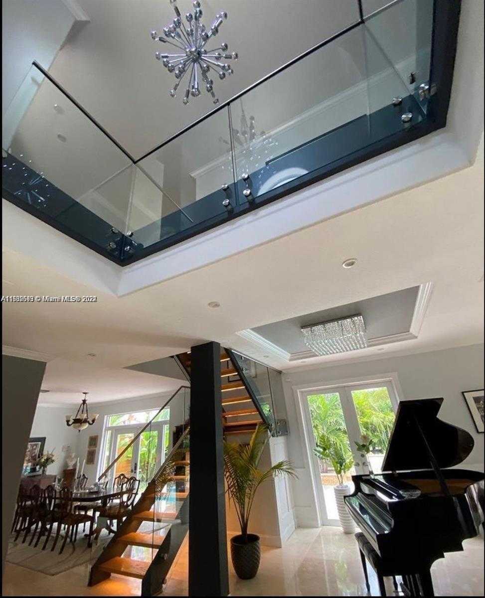 Small Image of 6478 NORTH WEST 113TH PL, Doral Number 39