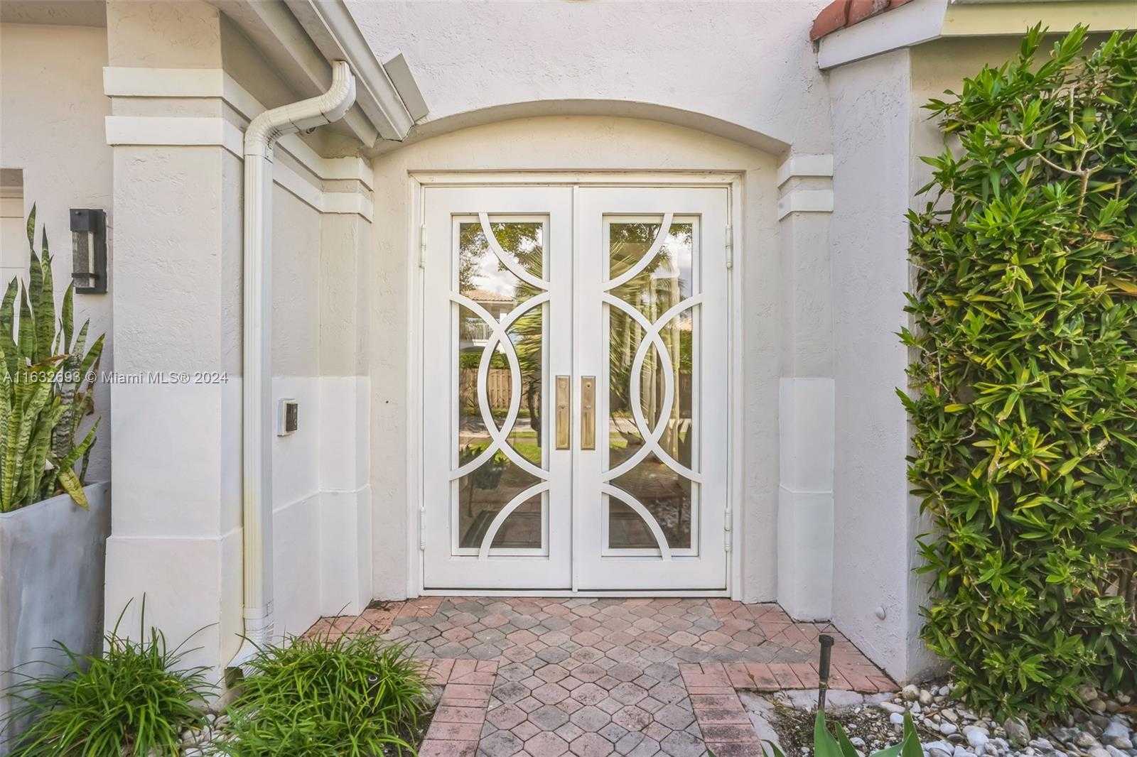 Small Image of 6478 NORTH WEST 113TH PL, Doral Number 4
