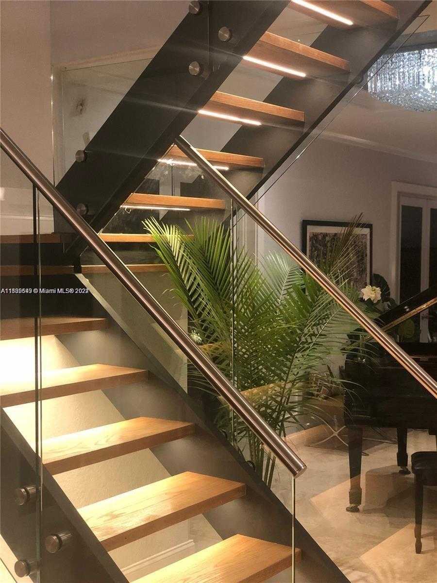 Small Image of 6478 NORTH WEST 113TH PL, Doral Number 41