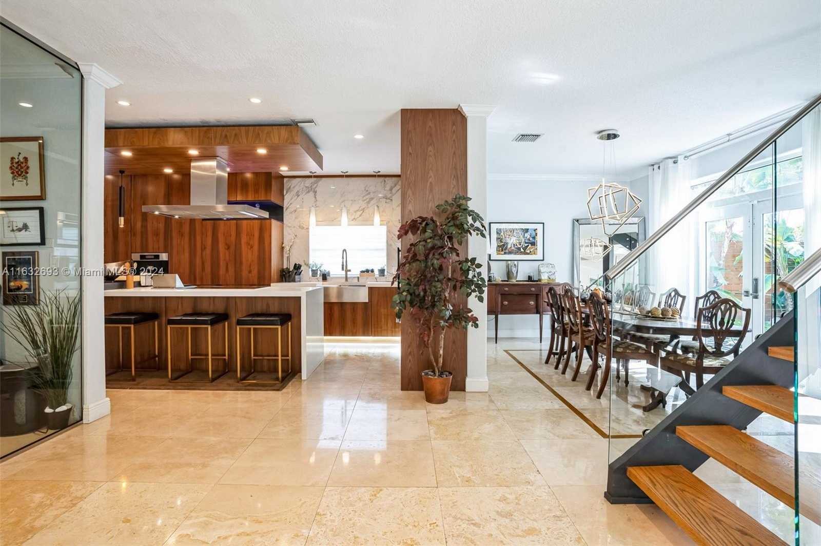 Small Image of 6478 NORTH WEST 113TH PL, Doral Number 9