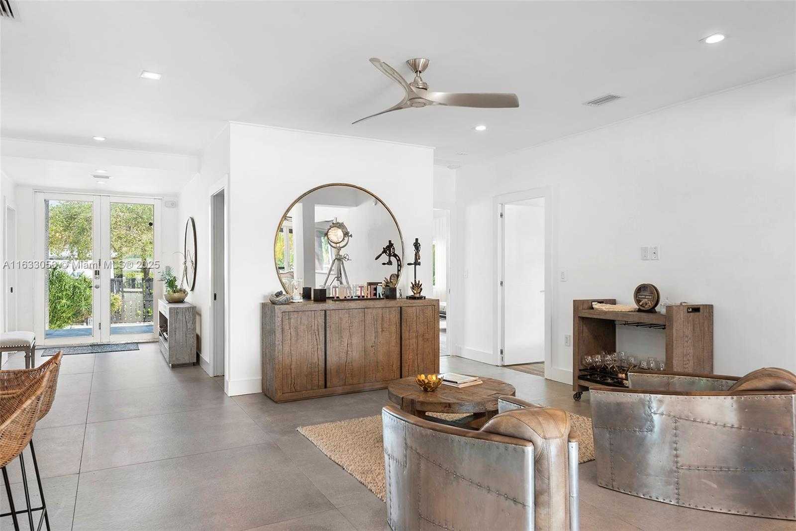 Small Image of 970 SOUTH SHORE DR, Miami Beach Number 26