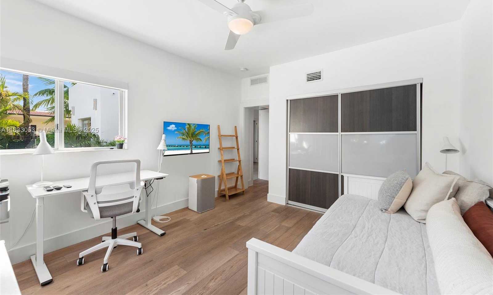 Small Image of 970 SOUTH SHORE DR, Miami Beach Number 35