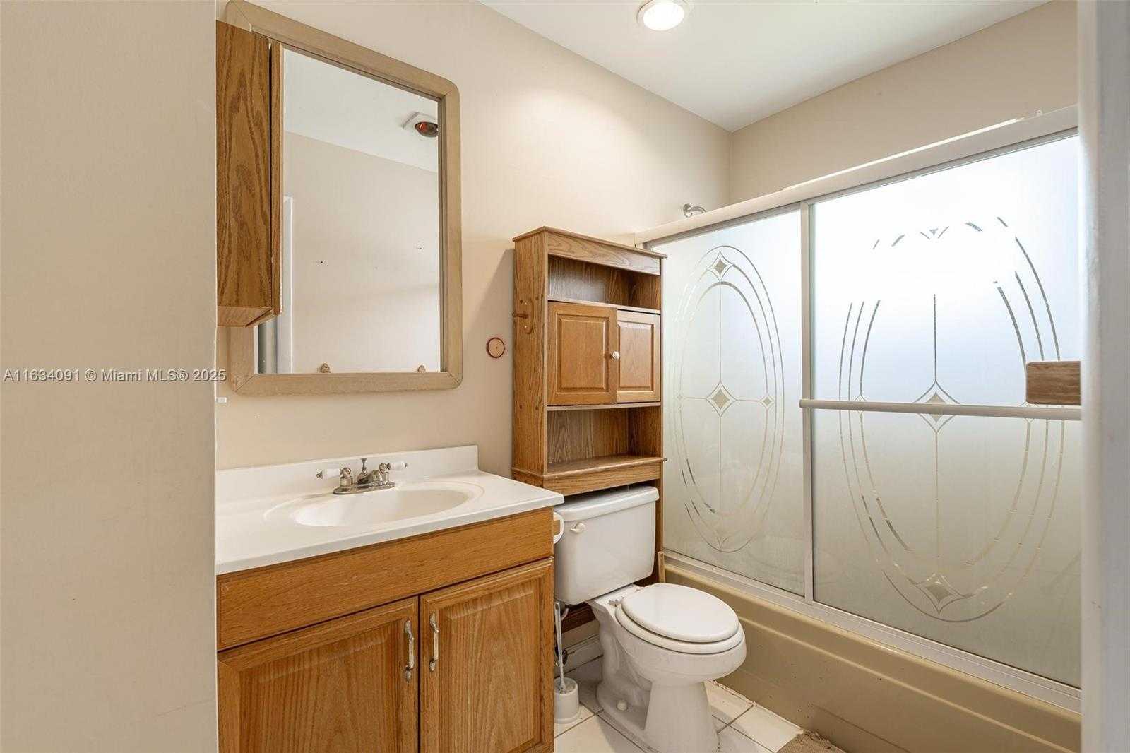 Small Image of 6930 NORTH WEST 11TH CT, Margate Number 13