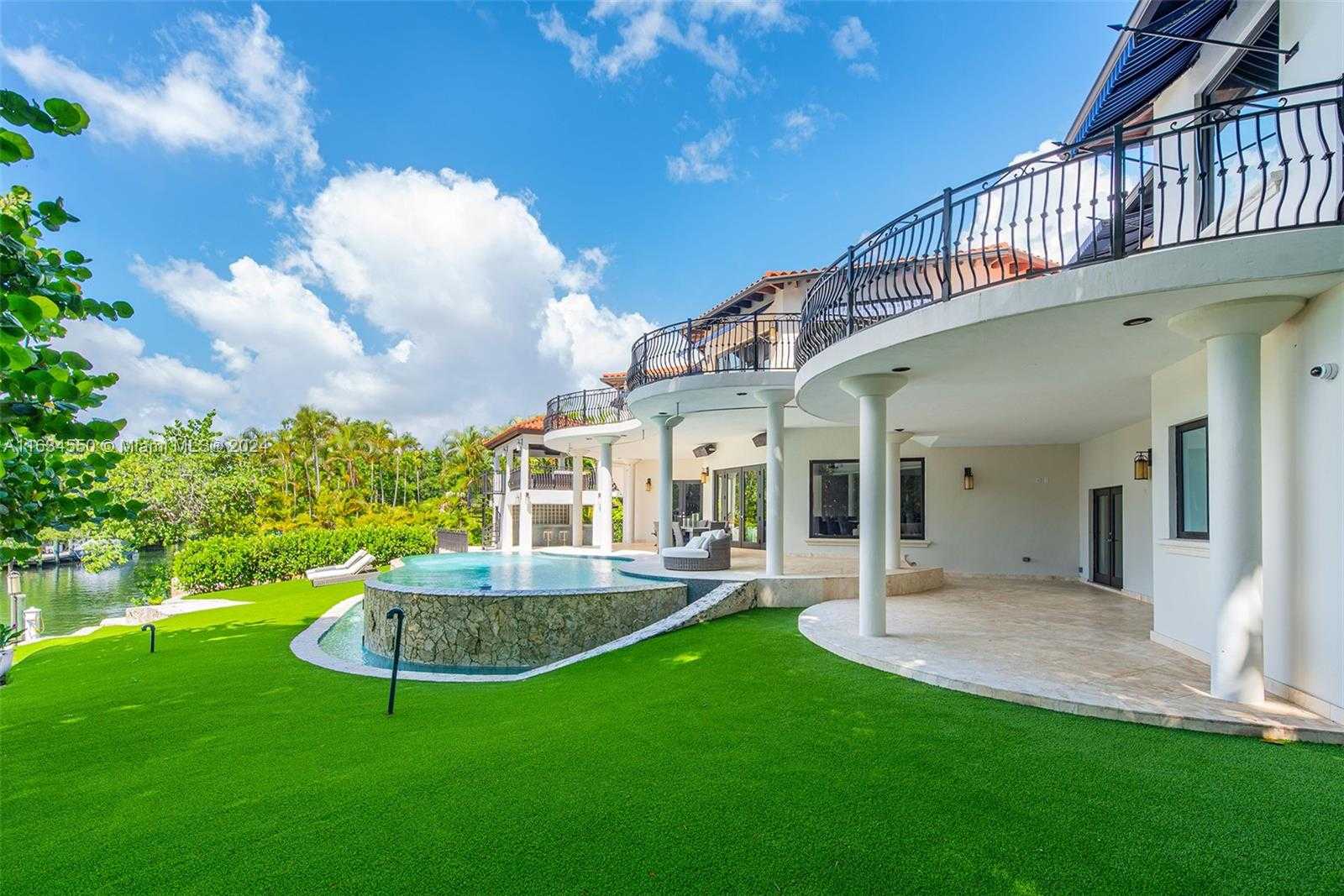 Small Image of 6700 GRANADA BLVD, Coral Gables Number 70