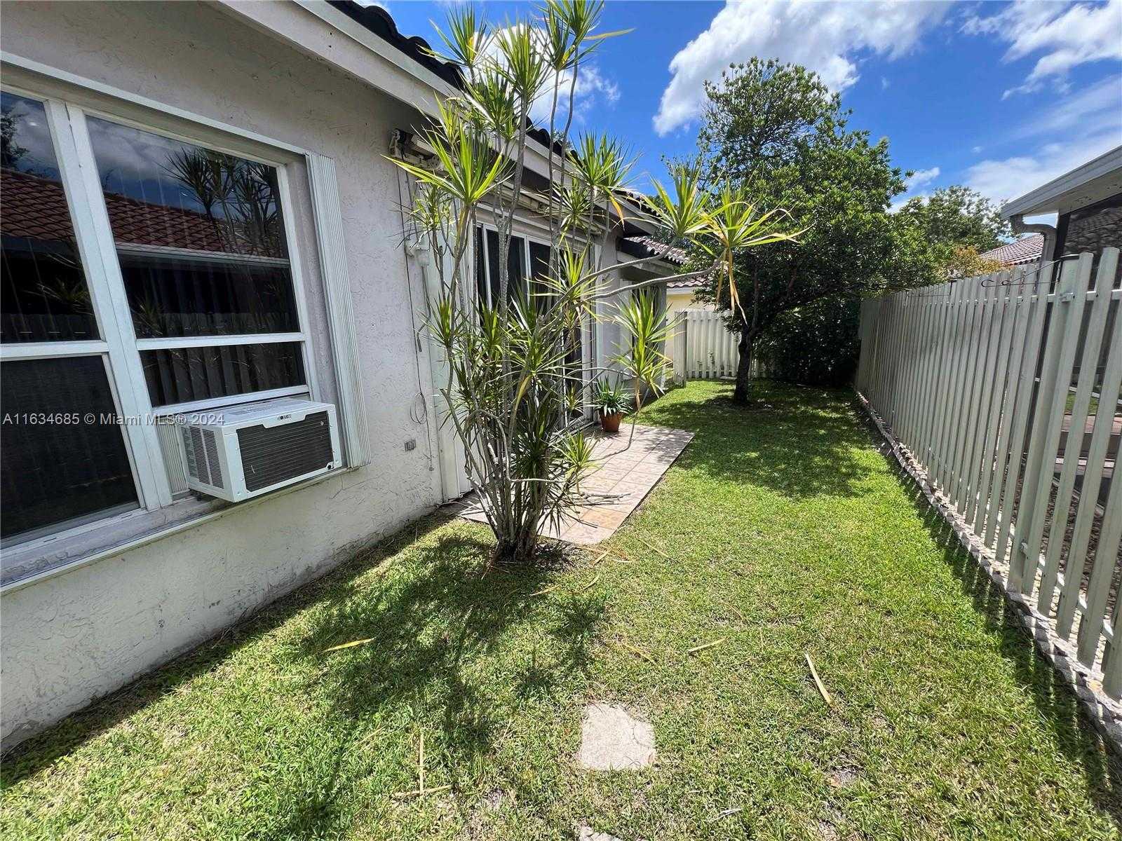 Small Image of 3428 SAHARA SPRINGS BLVD, Pompano Beach Number 29