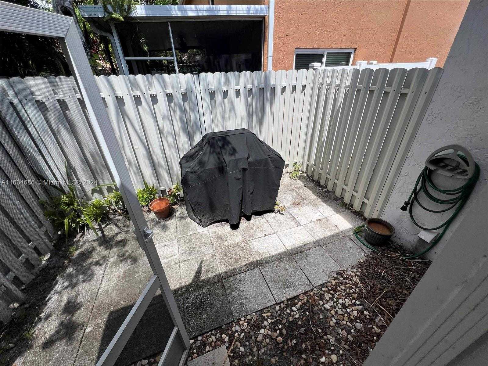 Small Image of 3428 SAHARA SPRINGS BLVD, Pompano Beach Number 33