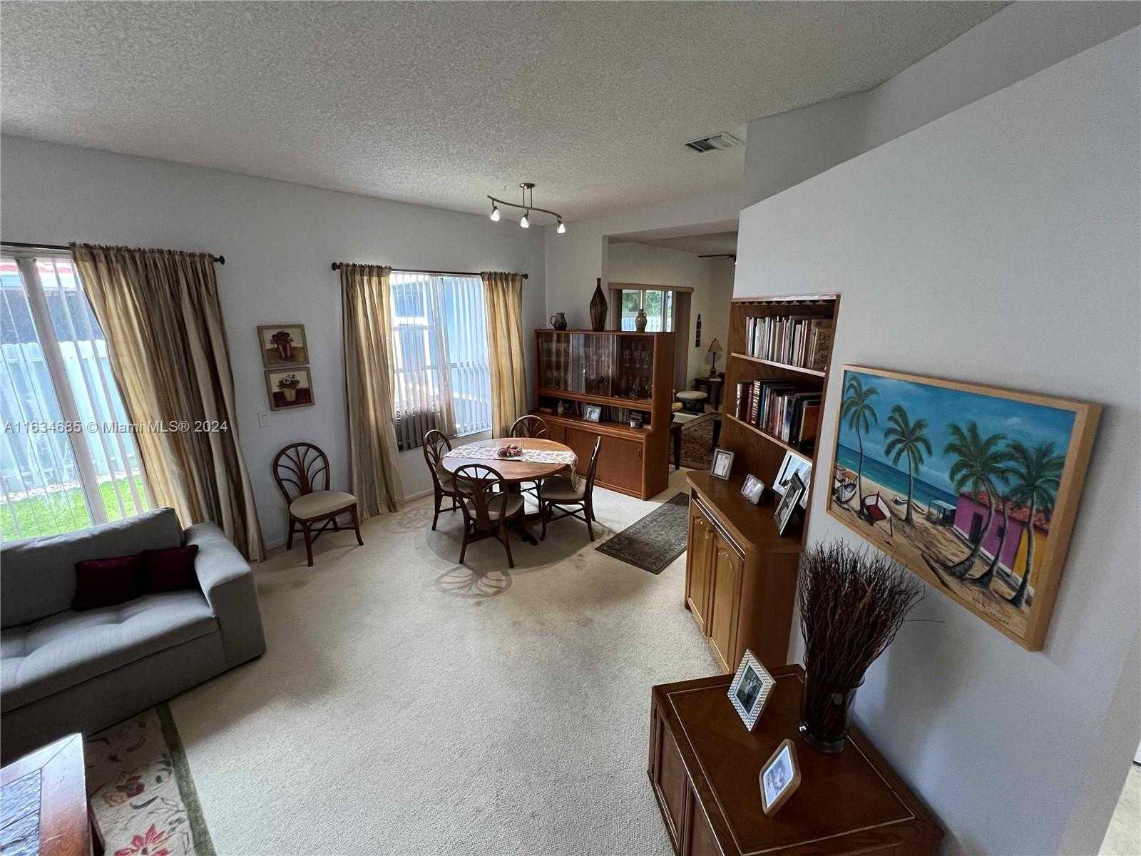 Small Image of 3428 SAHARA SPRINGS BLVD, Pompano Beach Number 7