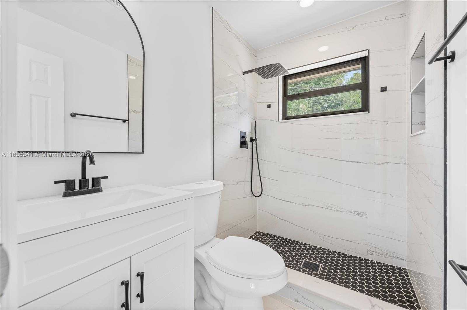 Small Image of 949 SOUTH EAST 5TH ST, Deerfield Beach Number 16