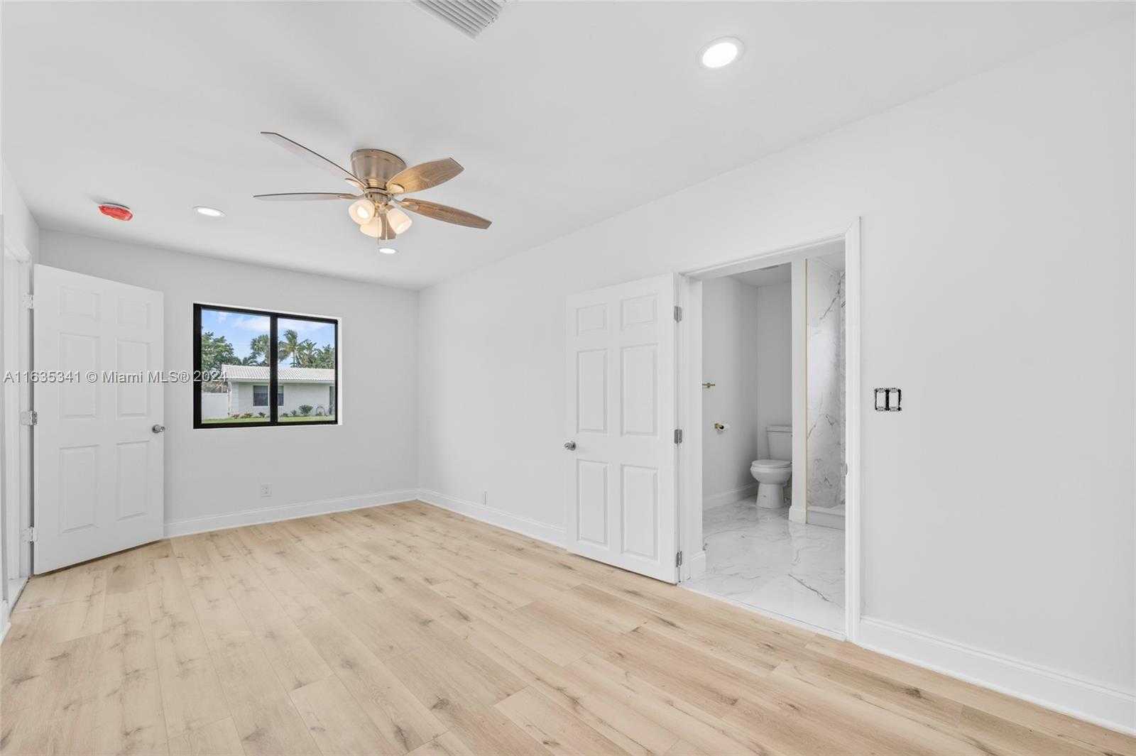 Small Image of 949 SOUTH EAST 5TH ST, Deerfield Beach Number 19