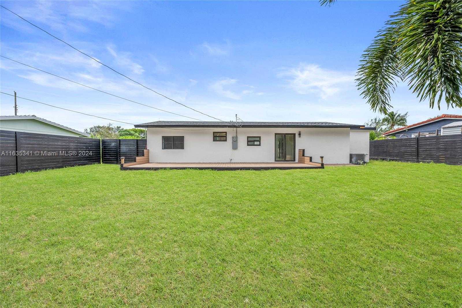Small Image of 949 SOUTH EAST 5TH ST, Deerfield Beach Number 25