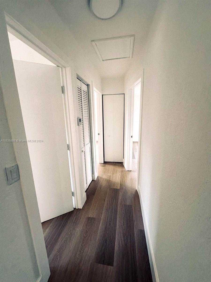 Imagen de Pequeño Objeto