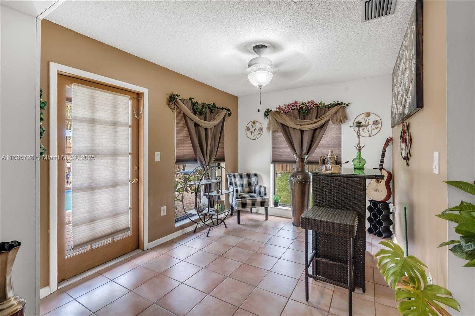 Small Image of 12861 SOUTH WEST 149TH ST, Miami Number 15