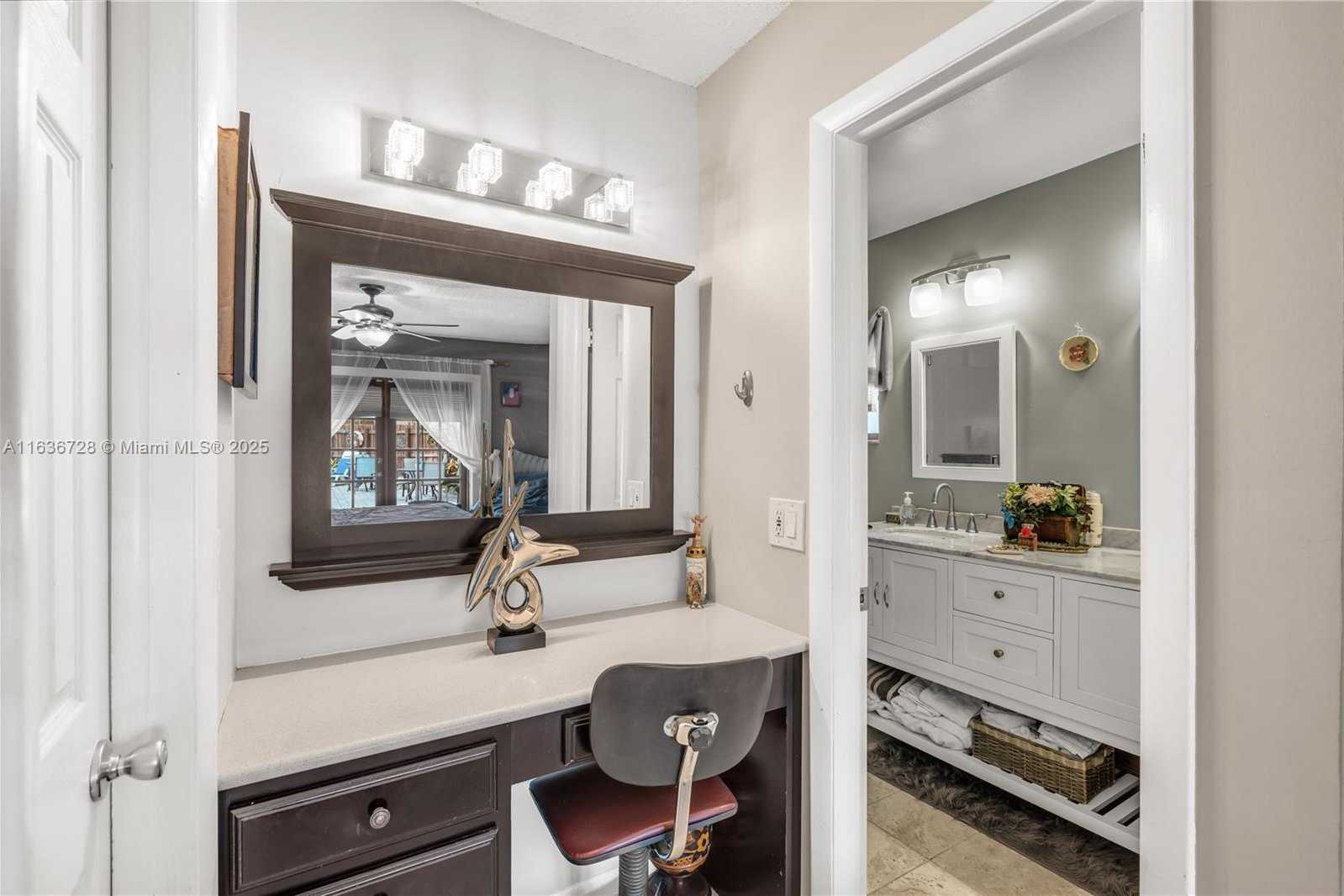 Small Image of 12861 SOUTH WEST 149TH ST, Miami Number 21