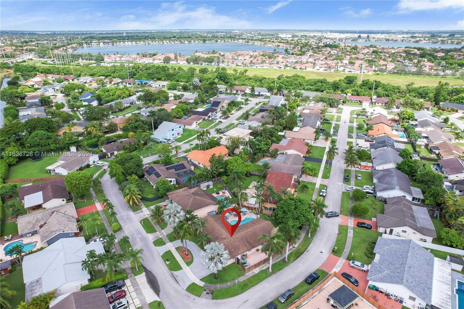 Small Image of 12861 SOUTH WEST 149TH ST, Miami Number 39