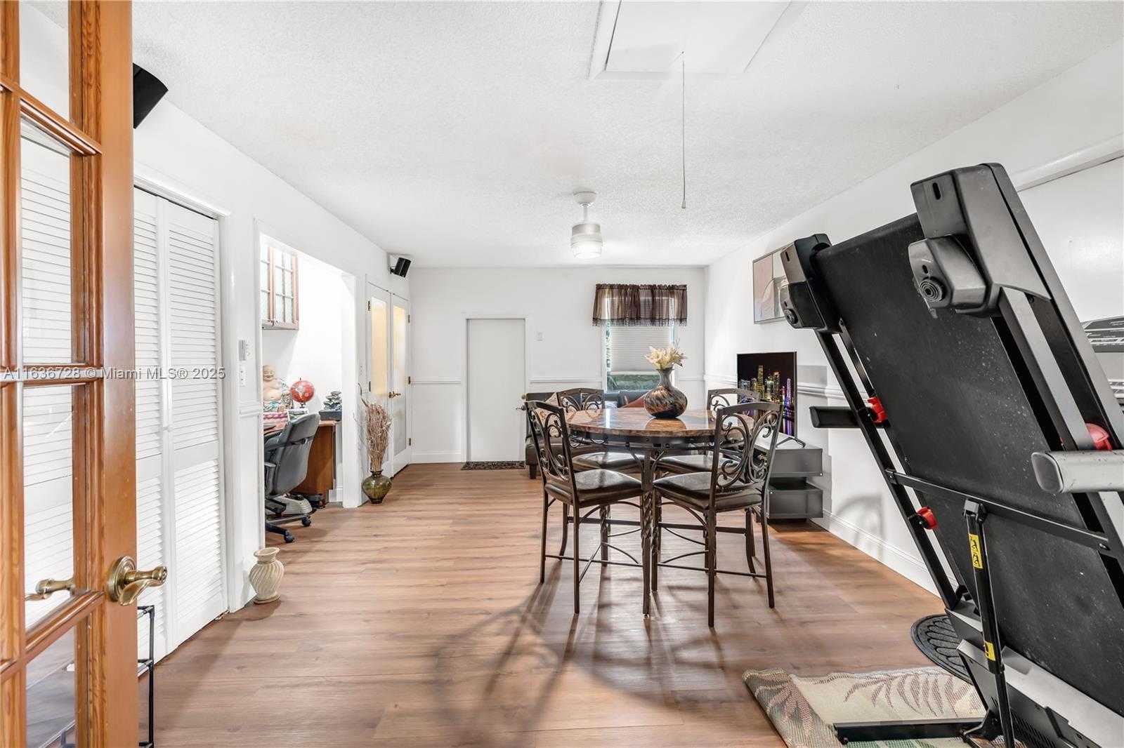 Small Image of 12861 SOUTH WEST 149TH ST, Miami Number 6