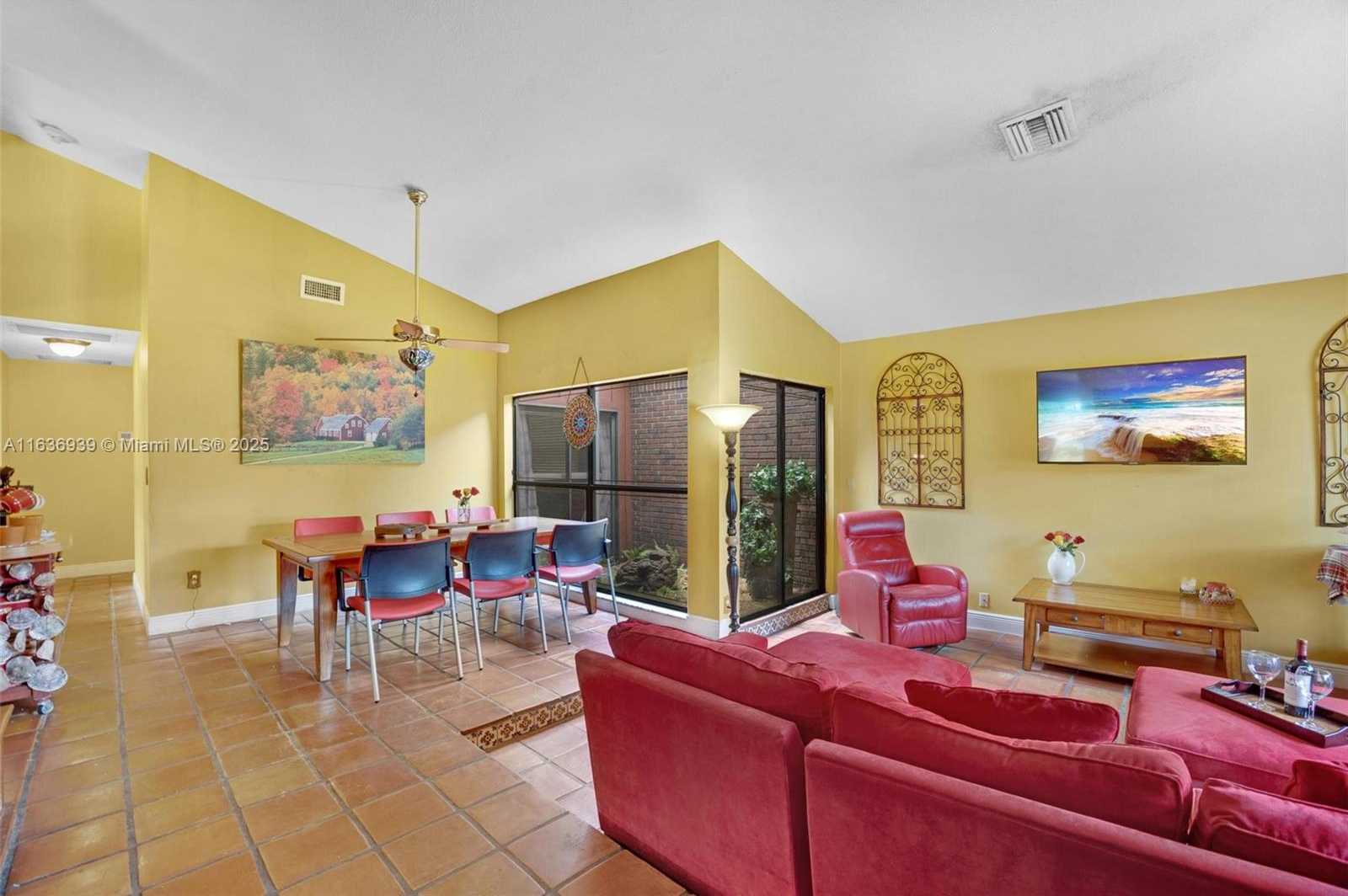 Small Image of 3440 EAST POINT DR, Cooper City Number 10