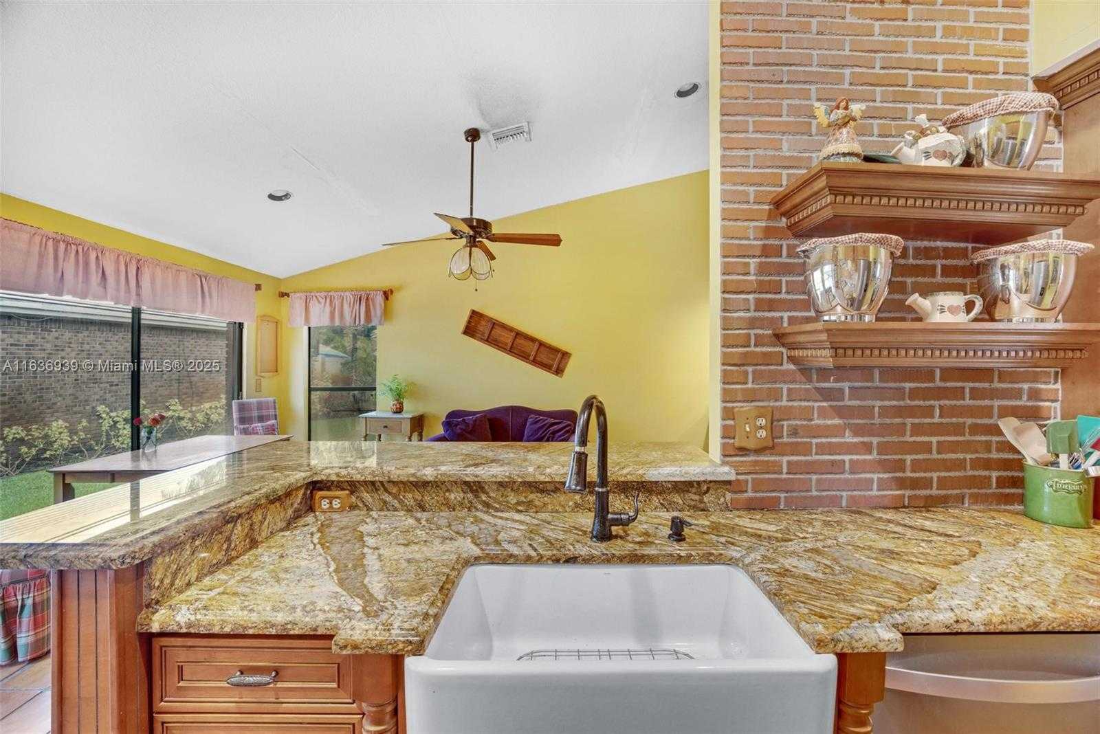 Small Image of 3440 EAST POINT DR, Cooper City Number 20