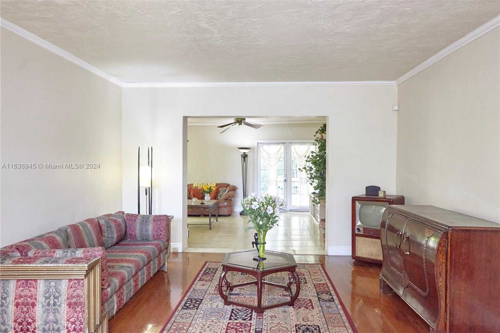 Small Image of 110, Coral Gables Number 26